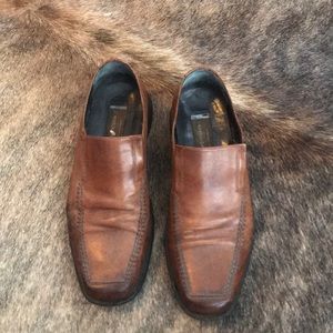 Johnston Murphy 9.5 slip on